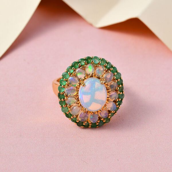 Natürlicher, äthiopischer Welo Opal, und sambischer Smaragd-Ring - 5,24 ct. image number 1